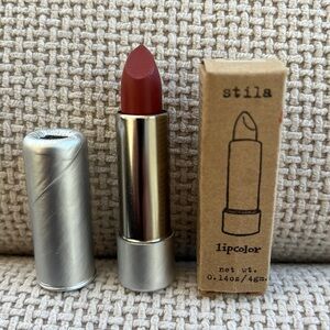 Stila lip color esme